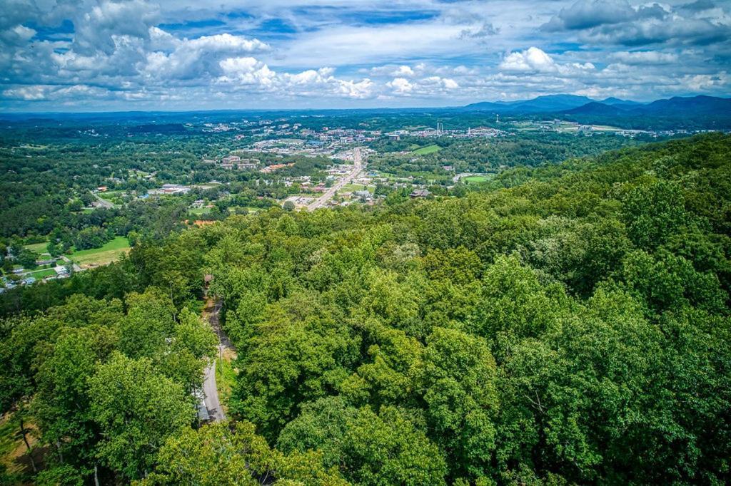 Suite Sensations, Hot Tub, Pool Table, 1089 Free Tickets Each Paid Day, Dollywood And More Пиджен Фордж Екстериор снимка