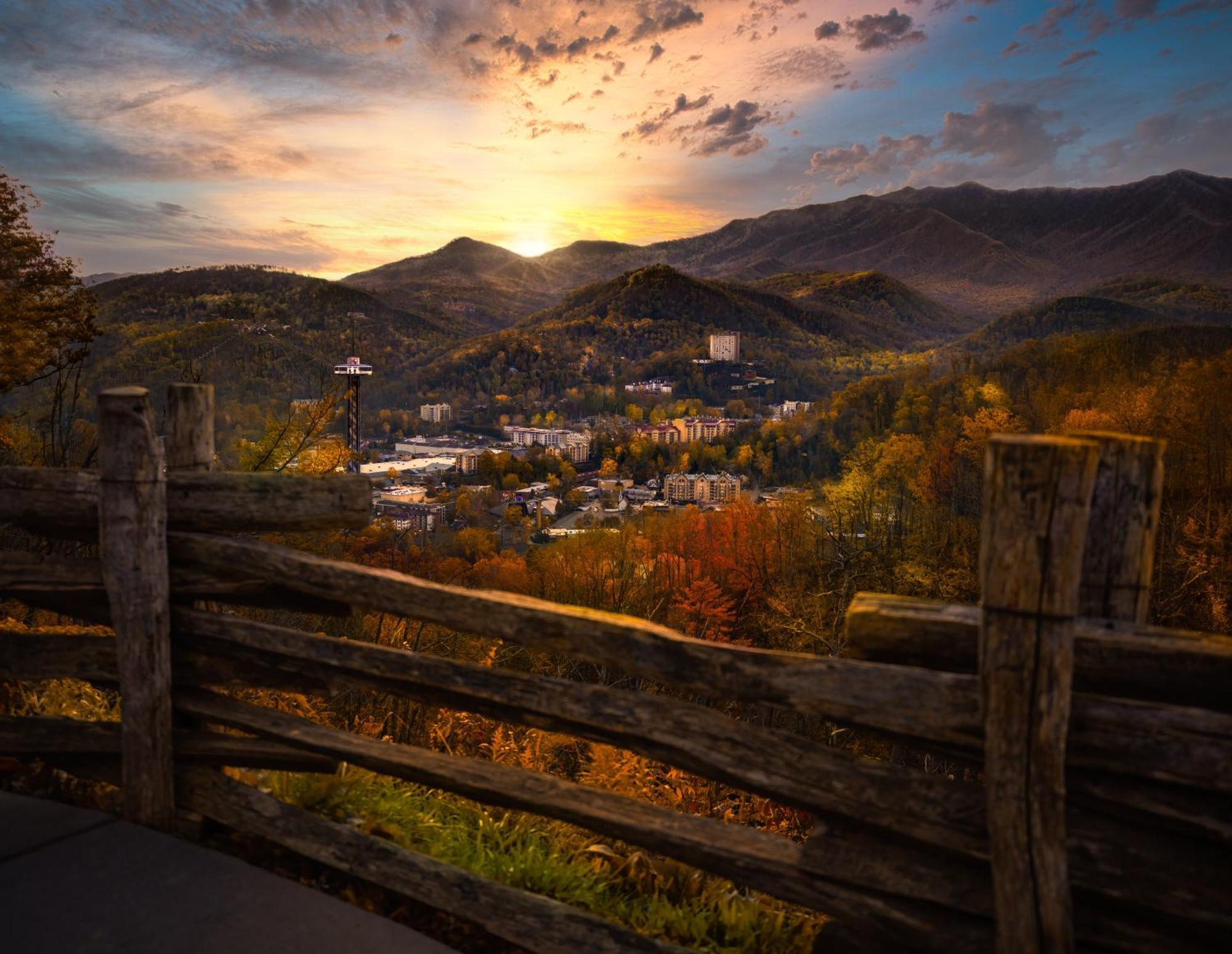 Suite Sensations, Hot Tub, Pool Table, 1089 Free Tickets Each Paid Day, Dollywood And More Пиджен Фордж Екстериор снимка