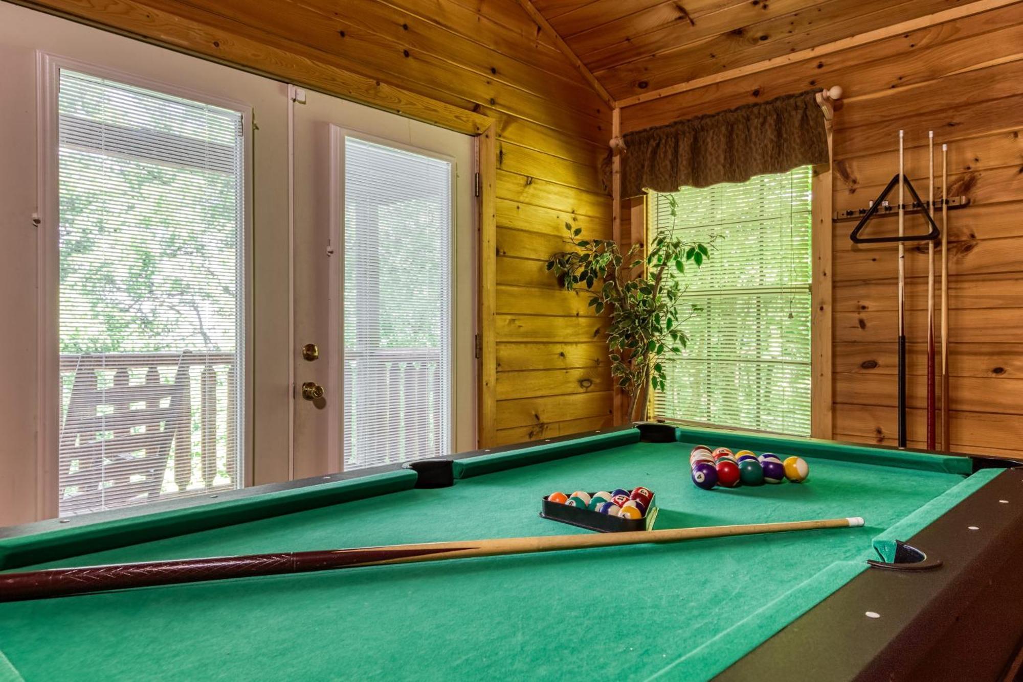 Suite Sensations, Hot Tub, Pool Table, 1089 Free Tickets Each Paid Day, Dollywood And More Пиджен Фордж Екстериор снимка