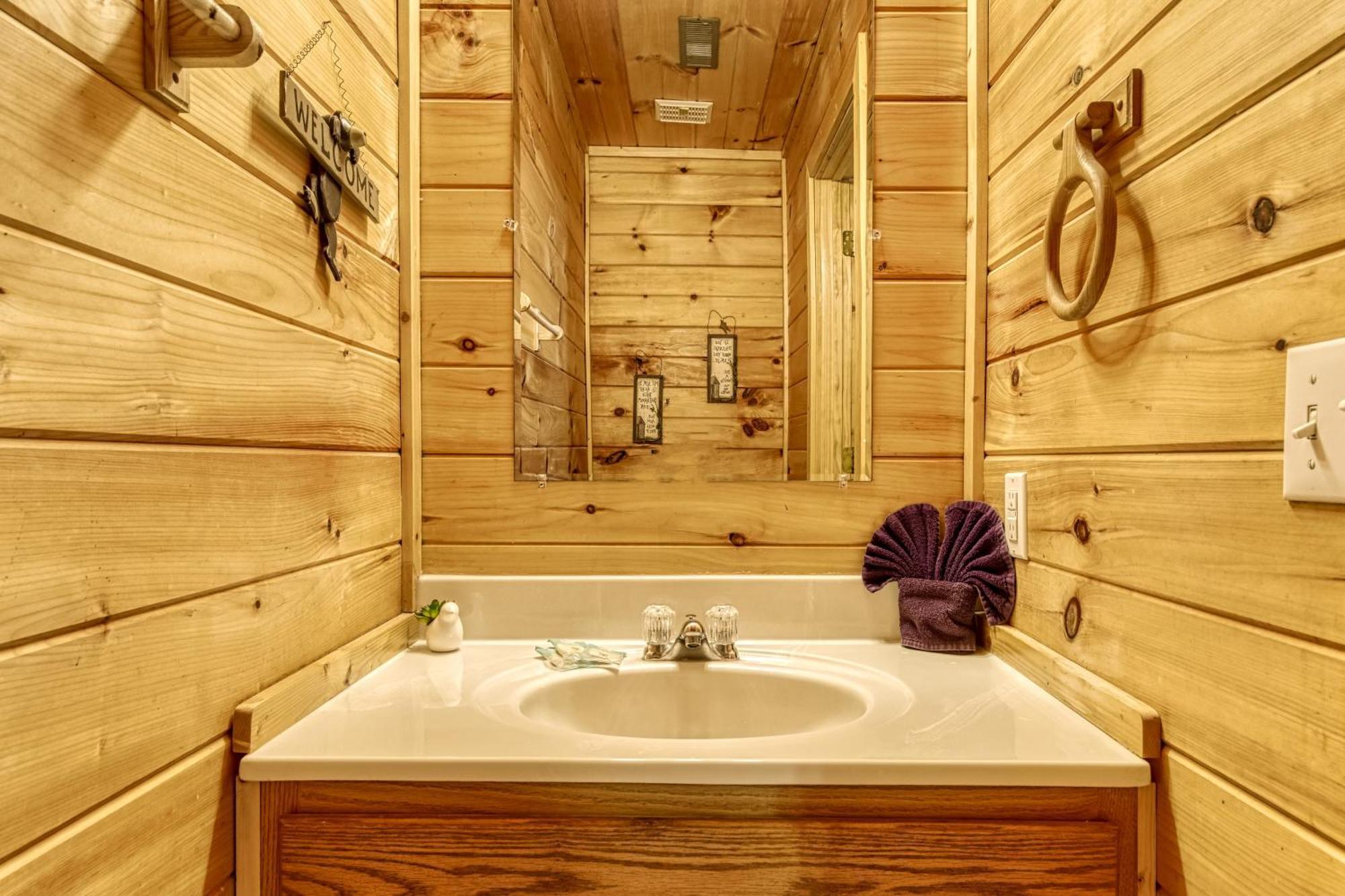 Suite Sensations, Hot Tub, Pool Table, 1089 Free Tickets Each Paid Day, Dollywood And More Пиджен Фордж Екстериор снимка